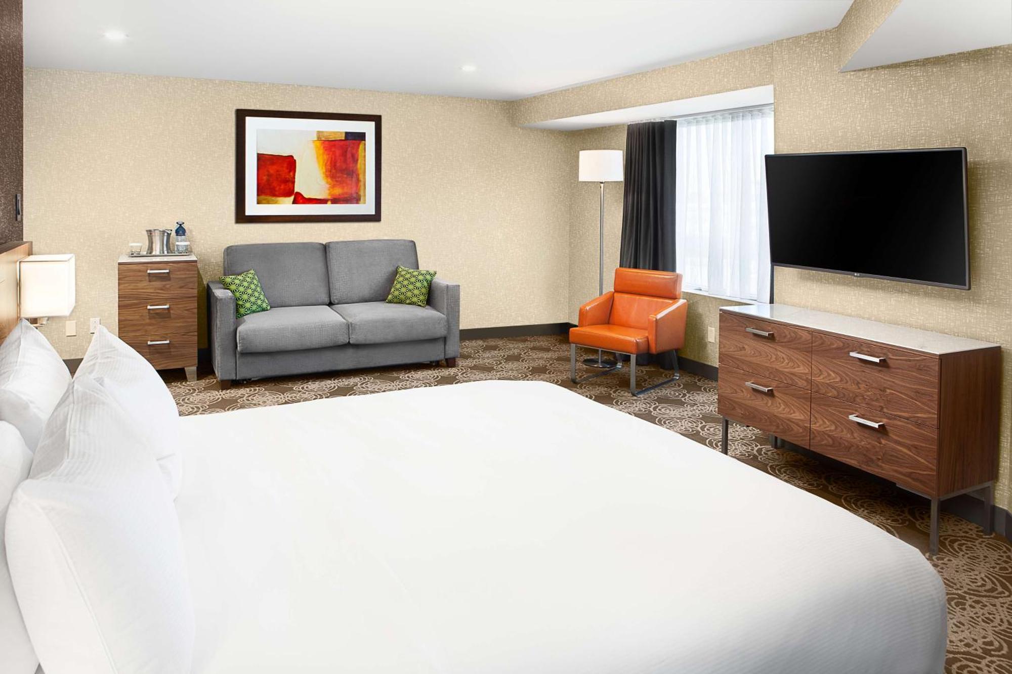 Отель Hilton Montreal/Лаваль Экстерьер фото